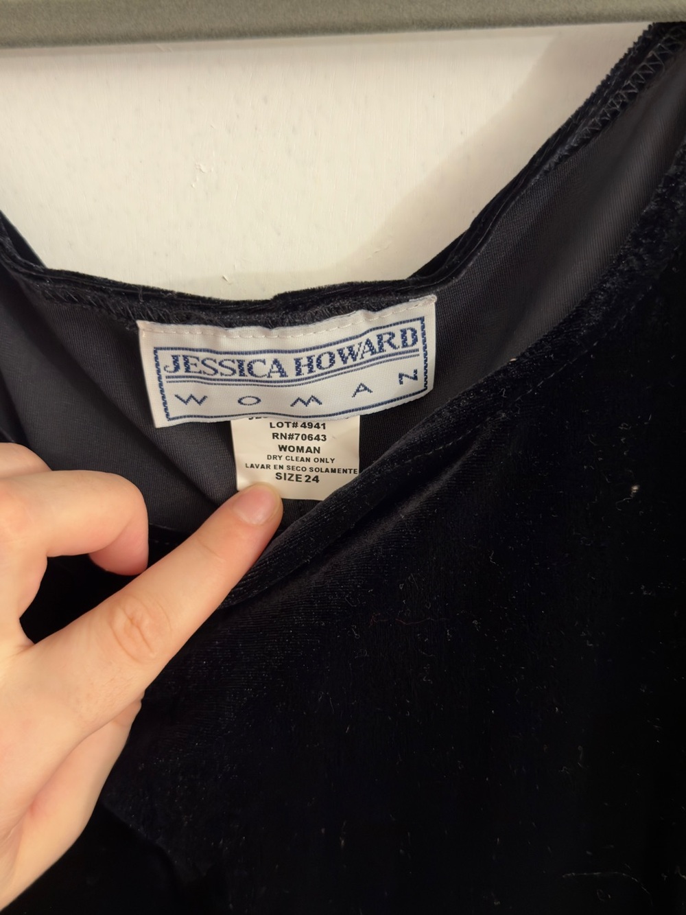 black velvet dress size 24W - Picture 2 of 5